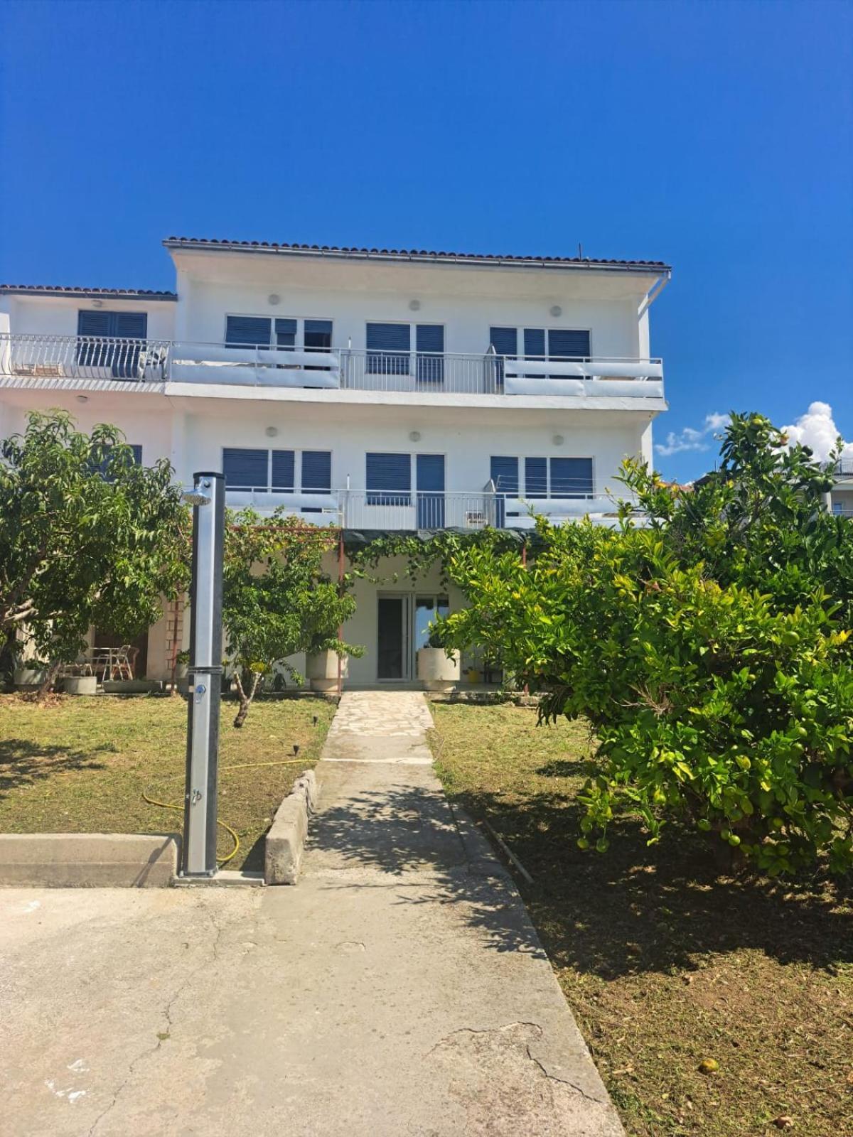 Apartment Maris