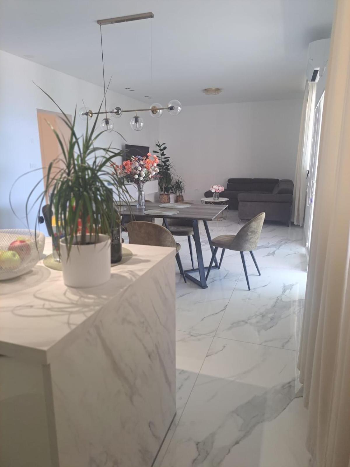 Maris Apartmán